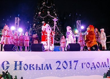 Открытие главного символа Нового года