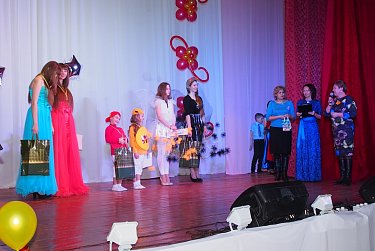 Подарки от депутата