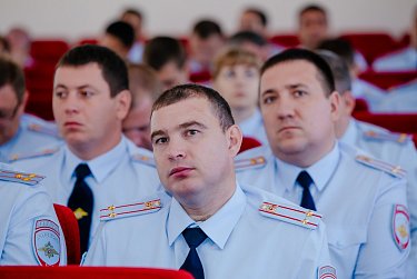 Олег Димов принял участие в обсуждении итогов работы оренбургских полицейских в первом полугодии