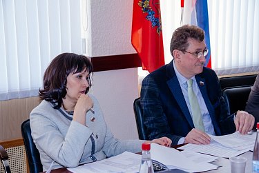 На повестке дня - законы экономической сферы