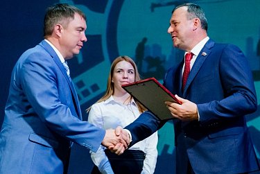 Заслуженные награды оренбургским строителям