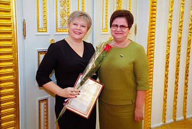 Органы ЗАГСа Оренбуржья отметили 100-летнюю годовщину