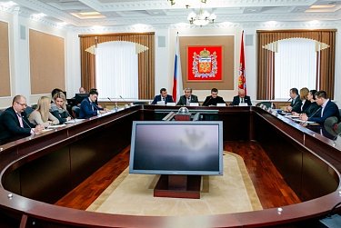 На заседании рабочей группы Молодежного парламента