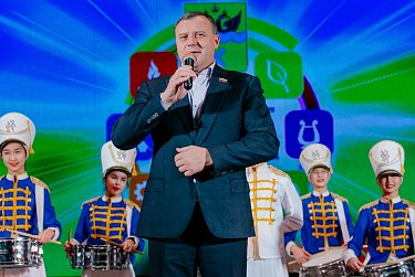 Олег Димов: «В системе дополнительного образования Оренбуржья трудятся профессионалы, патриоты своего дела»