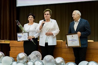 В ОрГМУ наградили лучших сотрудников