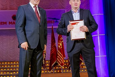 Сергей Грачев поздравил коллектив ПО «Стрела»