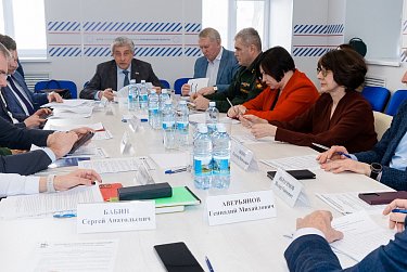 Депутаты Заксоба возьмут шефство над группой «Память»