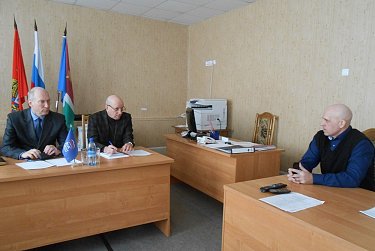 Проблемы избирателей на депутатском контроле Геннадия Аверьянова