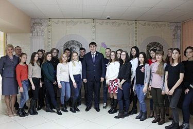 Дамир Фахрутдинов встретился с молодежью