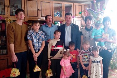 Поздравления и подарки от Ермека Алкулова