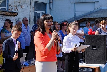 В оренбургских школах прозвучали «последние звонки»