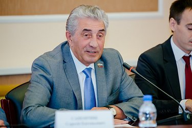 Сергей Грачев встретился с молодыми парламентариями