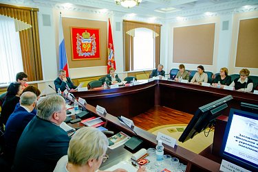 Обсуждается концепция развития школьной медицины