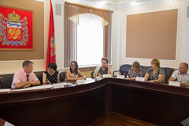 Депутатские слушания в защиту дольщиков