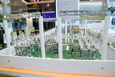 Олег Димов поздравил энергетиков