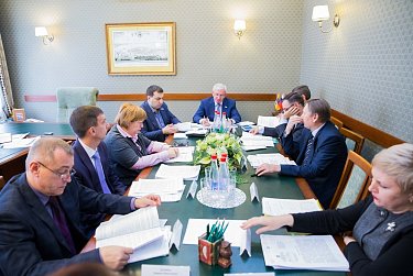 Депутаты обсудили поступившие законопроекты