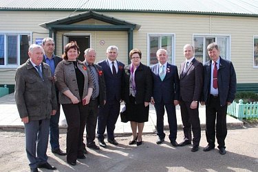 Депутаты посетили социальные учреждения 