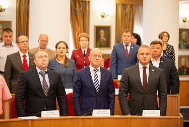 Вопросы парламентской сессии