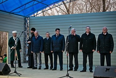 В Орске открыли обновленный парк Строителей