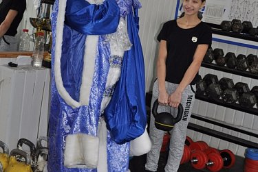 Гири в новогоднем мешке