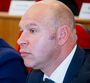 Аркадий Швецов - о земельном контроле и социальном жилье