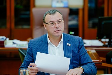 В центре внимания – вопросы законотворчества