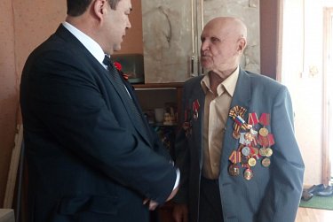 Ермек Алкулов в гостях у ветеранов