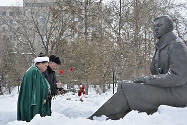 В память о Мусе Джалиле читали стихи
