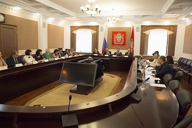 Конкурсная комиссия будет работать в новом составе