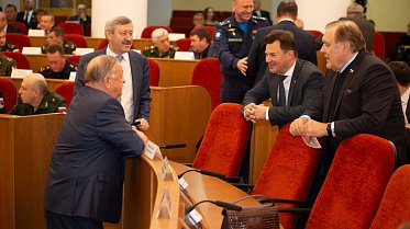 Парламентские слушания о мерах соцподдержки военнослужащих