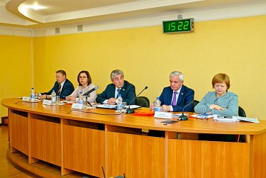 Публичные слушания по проекту областного бюджета