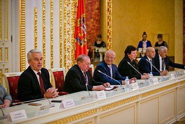 Геннадий Аверьянов: «Дать знания, раскрыть таланты – непростая и ответственная задача»