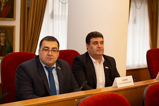 Парламентские слушания о мерах соцподдержки военнослужащих