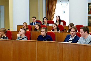 Экскурсии в Законодательном Собрании: история и современность