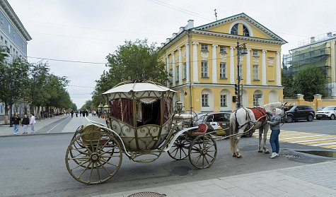 Без спецбейджа ты – не гид