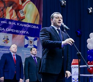 Боксерский турнир юниоров стартовал в Оренбурге