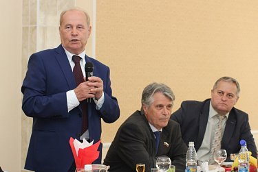  Александр Жарков: «Мы живем рядом с несгибаемым поколением победителей» 