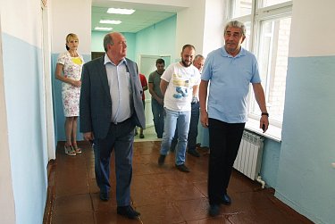  Сергей Грачев: «Современные спортивные залы должны быть нормой для сельских школ»