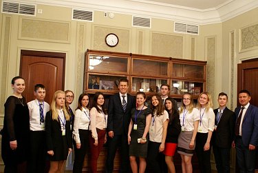 Геннадий Аверьянов: «Оренбургской молодежи небезразлично будущее региона, страны»   