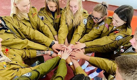 17 февраля – День российских студенческих отрядов