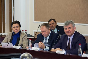 Аркадий Швецов: «Мы собрались, чтобы услышать мнения всех»