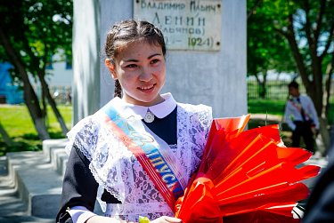 Последний звонок для димитровских школьников