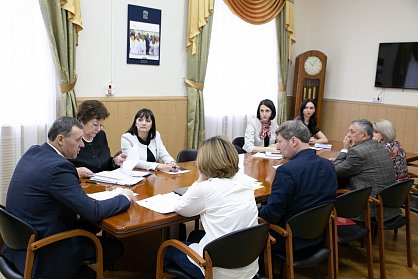 Обсуждается вопрос формирования общественного совета