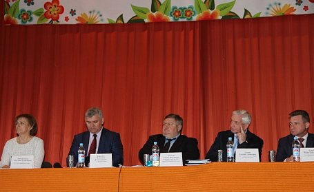 Евгений Сусоев принял участие во встрече с илекчанами