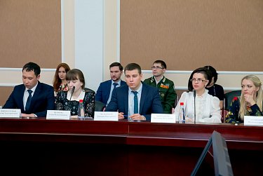 Молодежный парламент приступил к работе