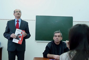 Сергей Романенко встретился со студентами