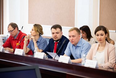 Рассмотрены инициативы Молодежного парламента