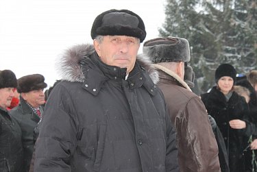 На открытии памятника прославленному земляку