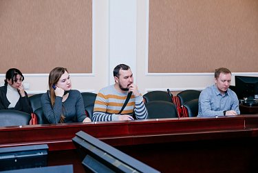 На брифинге фракции ЛДПР