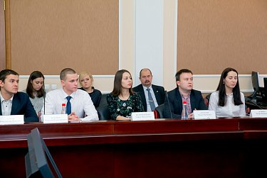 Молодежный парламент приступил к работе